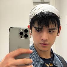 leon (@leon8.10) • Instagram photos and videos