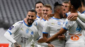 Cette composition n'était pas la même lorsque la terre s'est formée et elle a été modifiée profondément par l'apparition de la vie. Ligue Des Champions La Composition De L Om Benedetto Payet Et Cuisance Titulaires Eurosport