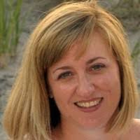 Beth Caputo's Instagram, Twitter & Facebook