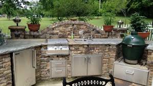1001 Ideen Fur Aussenkuche Selber Bauen 23 Beispiele Fur Selbstgebaute Gartenkuchen Bauen Beis Outdoor Kuche Design Fur Aussenkuche Outdoor Kuchen Ideen
