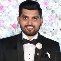 700+ "Derick ..." profiles