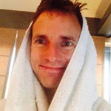 Bert Tyler-Moore (@BertTylerMoore)