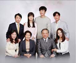 Lee kwang soo lahur pada 14 juli 1985. Lee Kwang Soo S Family Portraits In Lee Kwang Soo Global Facebook