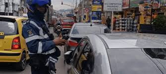 Un ciudadano en Bogotá pierde más de 130 horas al año atrapado en trancones