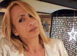 Raquel Wise's Instagram, Twitter & Facebook