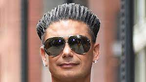 Even without his signature hair, pauly received an overwhelmingly positive response via twitter to his natural locks. Pauly D Without Hair Gel Looks Unrecognizable In New Tiktok Watch Hollywood Life