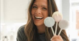 Frisco entrepreneur turns hobby into 1M-follower business