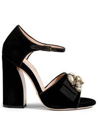 We did not find results for: Gucci Sandales A Talon Haut Etoile En Velours Ornees D Une Abeille Holt Renfrew Canada