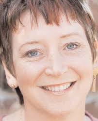 Gail Jonas's Instagram, Twitter & Facebook