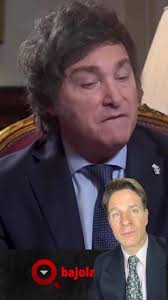 Hoy, paseando por Caracas, como los Ministerios y empresas del Estado  entregando comida, combos , cestas Navideñas a su personal activos, obreros  jubilados y sobrevivientes, pura fiesta