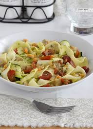 Recetas y maneras de cocinarlo para estar sana y mantenerte o alcanzar el peso que deseas. Dieta Ligera De Lunes A Viernes Cinco Cenas Bajas En Calorias
