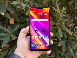 Emojis are the funny faces and characters we add to emails and sms messages, but finding them on your phone can be a little tricky until you know how. Review Lg G7 Thinq