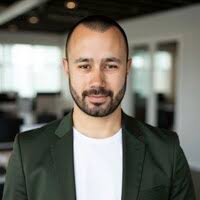 80+ perfiles de «Bilal»