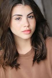 Ashleigh Hackett's Instagram, Twitter & Facebook