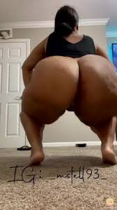 Ebony Bbw Twerking - Porn Videos & Photos - EroMe