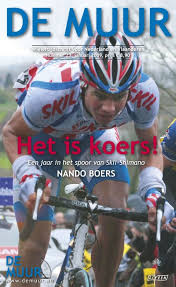 Twee jonge ouders zijn wanhopig op zoek naar houvast in een land dat gestaag aan hun liefde vreet.ze vertrokken uit het benauwde nederland, op zoek naar een. Nando Boers Het Is Koers De Muur 23 Niets Is Geheel Waar En Zelfs Dat Niet