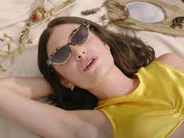 The singer/songwriter shared cover artwork with the title solar power on her website monday (june 7). Lorde Releases New Single Solar Power To Coincide With Solar Eclipse Lorde The Guardian