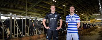 Currently, de graafschap rank 3rd, while roda jc kerkrade hold 16th position. De Graafschap Facebook