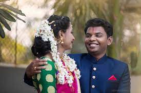 Ezinearticles.com allows expert authors in hundreds of niche fields to get massive levels of exposure in exchange for the submission of their quality original articles. Shivam Sharma Photography Price Reviews Wedding Photographers In Nashik