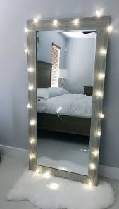 Love This Idea But We Already Have Mirrors In The Bedroom Need To Figure Out Som Already Bedroom Figure Mirro Wohnen Zimmer Einrichten Zimmer Gestalten