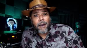 En Noviembre de 1955 nació Joe Arroyo, una leyenda de la música., El Chombo  le hace un homenaje con este video en el que se menciona además a Fruko,  Don Antonio Fuentes (nuestro fundador), El Pin ...