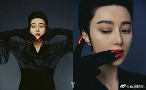 Nữ Hoàng trở lại'