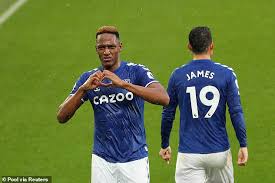Everton vs brighton and hove albion. Everton 4 2 Brighton James Rodriguez Nets Twice With Dominic Calvert Lewin And Yerry Mina On Target Daily Mail Online