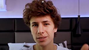 Jump into the adventure with juanpa zurita to rescue her! Juanpa Zurita Ya No Forma Parte De La Marca De Ropa Acapella Style By Shockvisual