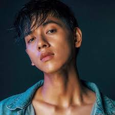 Những gia sư nổi tiếng: Người sở hữu body chuẩn, kẻ mơ làm diễn viên