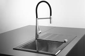 Robinet Design High Silicon Chrome A Douchette Avec Flexible Silicone Noir Deco Cuisine Salledebain Renovation Design Douche Robin Home Decor Sink Decor