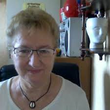 danielle cardon (@daniell22272005)