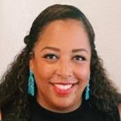 Natalie Timmons's Instagram, Twitter & Facebook