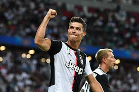 A frustrating evening for cristiano ronaldo.#ucl pic.twitter.com/nn9tvahjxw. La Nouvelle Coupe De Cheveux Affolante De Cristiano Ronaldo Fait Hurler Les Internautes Gq France