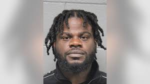 A Wisconsin man has been charged with the murder of a 28-year-old man in  the Rogers Park neighborhood. I STORY: bit.ly/44Oipbj