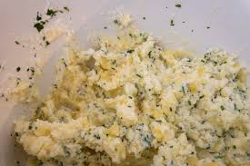 Wasserfall nummer 2 ist der strödener wasserfall, erst nur von der strödener brücke aus als geheimnisvolle, abgelegene naturschönheit sichtbar. Rezept Fur Osttiroler Schlipfkrapfen Vom Schlipfen Und Schlutzen