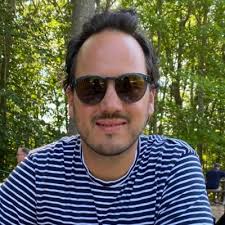 Andre LaPlante (@laplanteandgrow)