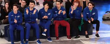 Quali sono le anticipazioni che abbiamo in nostro possesso? Amici 18 Anticipazioni Sul Serale Entra Alvis Le Squadre Bianca E Blu E Il Secondo Direttore Artistico Tvzap