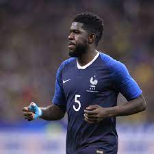 Samuel umtiti, six mois plus tard. World Cup What Was France S Umtiti Thinking Against Australia Sbnation Com