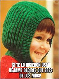 Roddy McDowall descansa entre escenas En el rodaje del Planeta de los  Simios