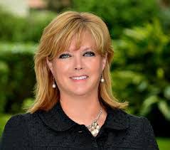 Michelle Hupp's Instagram, Twitter & Facebook