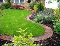 Easily shaped into arcs, circles or any curved design. 36 Stunning Border Garden Ideas To Your Landscaping Edging Brick Garden Edging Brick Landscape Edging Brick Garden