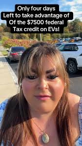 Melinda Herman, Shaun and the beautiful Evelyn Herman, caught the keys 🔑 