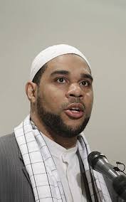 US voters poised to elect 2 Muslim women to Congress