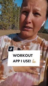 Julie Ledbetter's Instagram, Twitter & Facebook