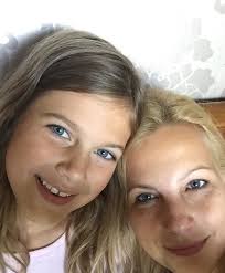 A barátok közt főszereplőjének, várkonyi andrásnak a lánya ezen a héten lett volna 39 éves. Facebook