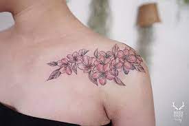 Tatouages fleur de cerisier 130 modèles et leur signification. Cherry Blossom Tree Tattoo Signification Et Conceps Club Tatouage