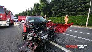 Welche farbe steht dem audi a1 am besten? Incidente Ad Arcore Frontale In Via San Martino Feriti Due Uomini