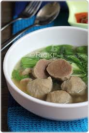 Ikan tenggiri setengah beku, udang beku, dan semua bahan di masukan di food processor. Just My Ordinary Kitchen Homemade Meat Ball Bakso Sapi Homemade