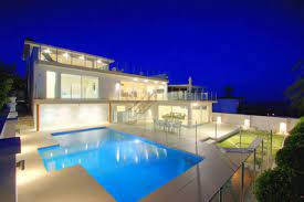 Contemporary house plans, on the other hand, typically present a mixture of architecture that's popular today. Modern Exterior Big House Design With Huge Swimming Pool And Beautiful Ocean View Viahouse Com