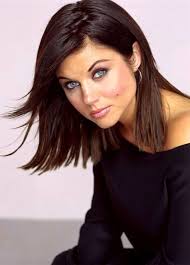 Tiffani Thiessen: Bio, Height, Weight, Age, Measurements